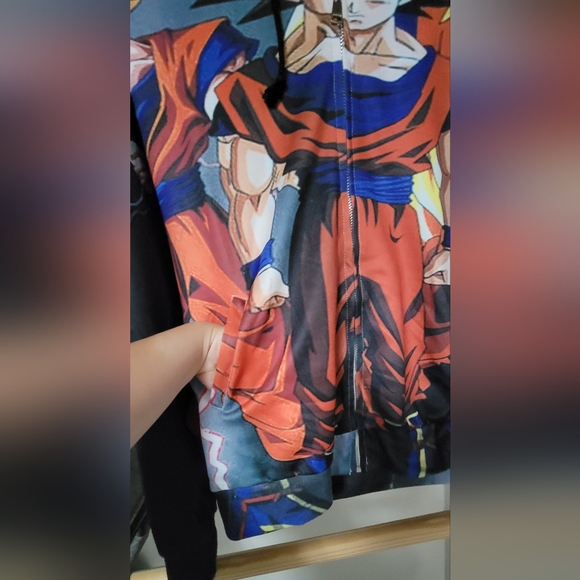 Dragon Ball Z Hoodie - Picture 5 of 5